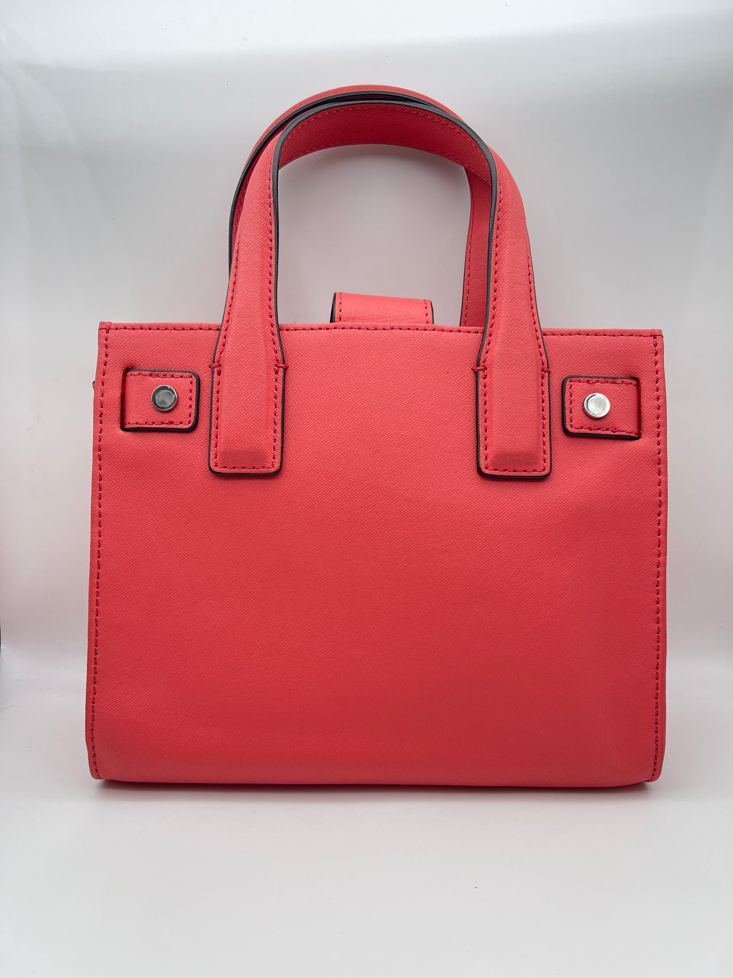 L81100035 กระเป๋าสะพายข้าง ยี่ห้อ KURT GEIGER สีพีช