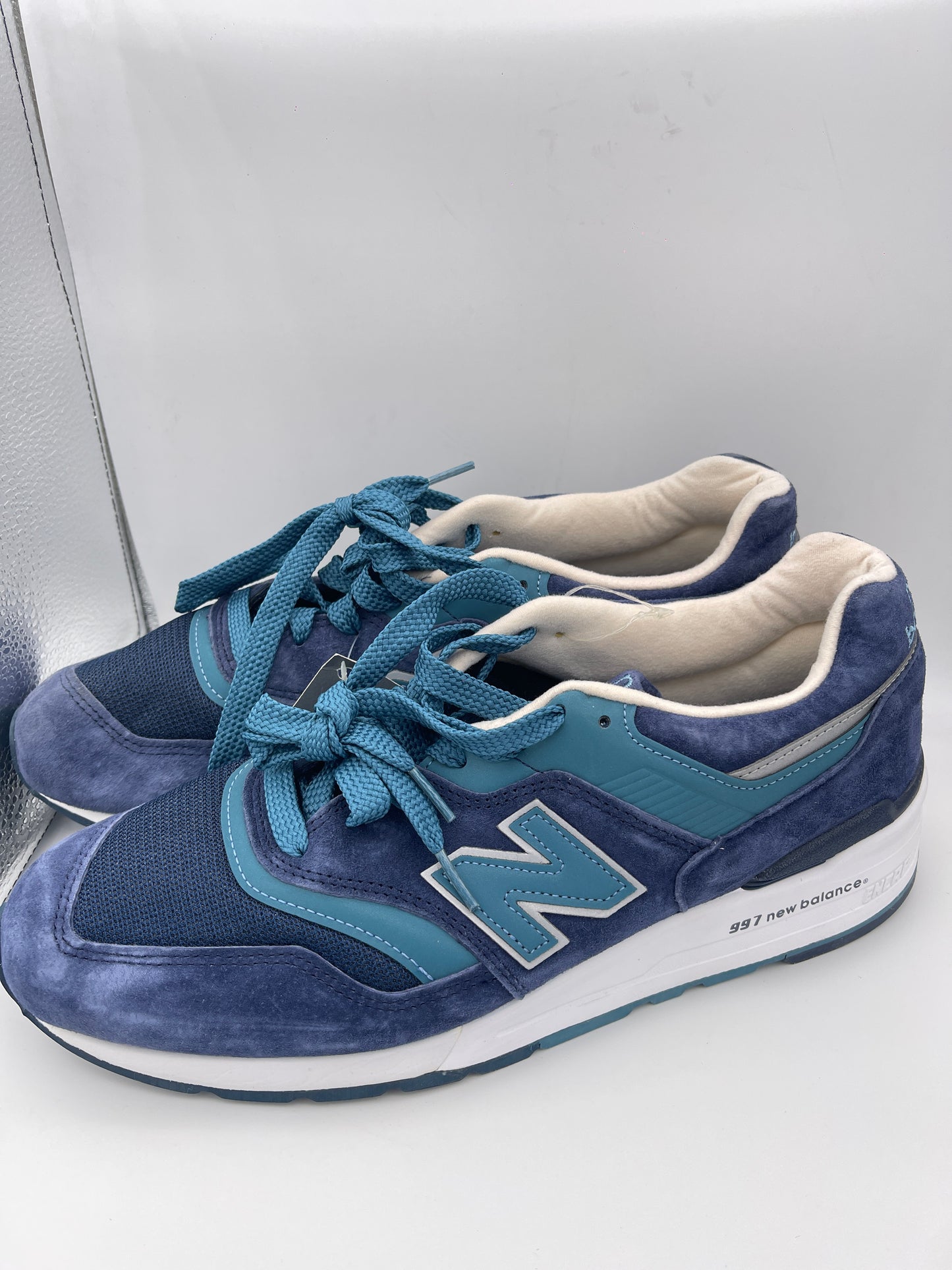 L81100030 รองเท้า ลำลอง ยี่ห้อ NEW BALANCE USA สีฟ้าด้าน